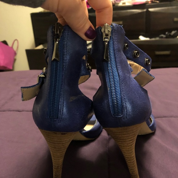Rachel Roy metallic blue heels - Picture 2 of 4